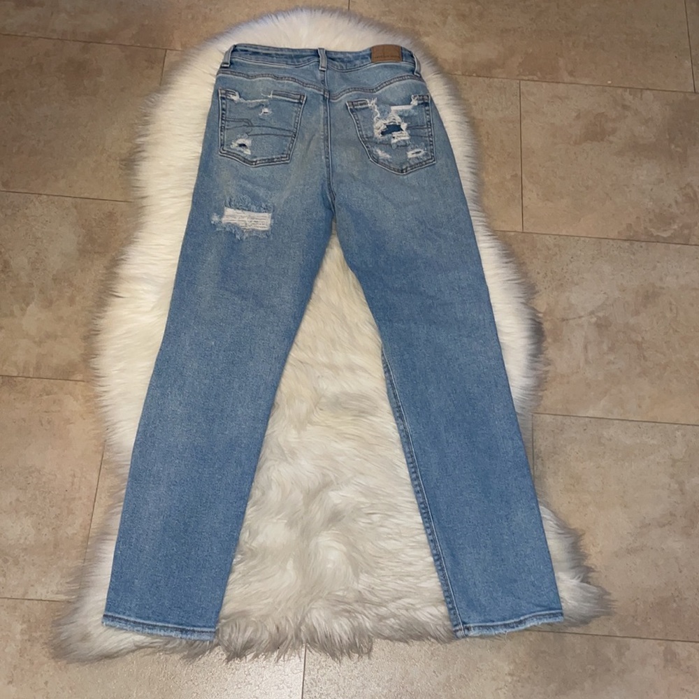 American Eagle Distressed Mom Jeans - Picture 5 of 8